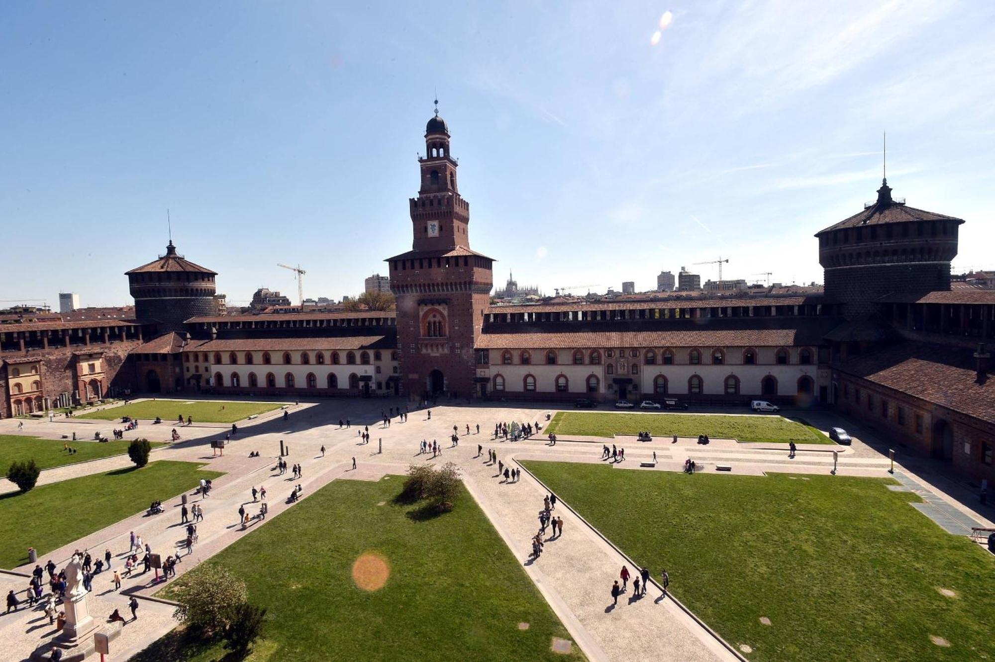 Centro * Milán